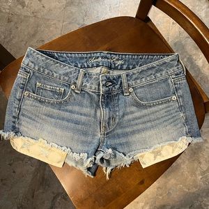 American eagle size 4 shorts